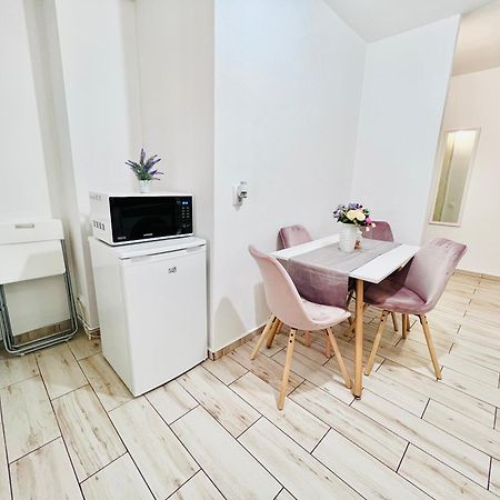 Av Apartment Turda Bagian luar foto