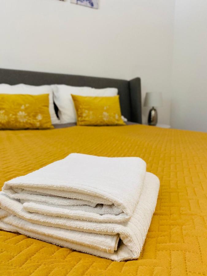Av Apartment Turda Bagian luar foto