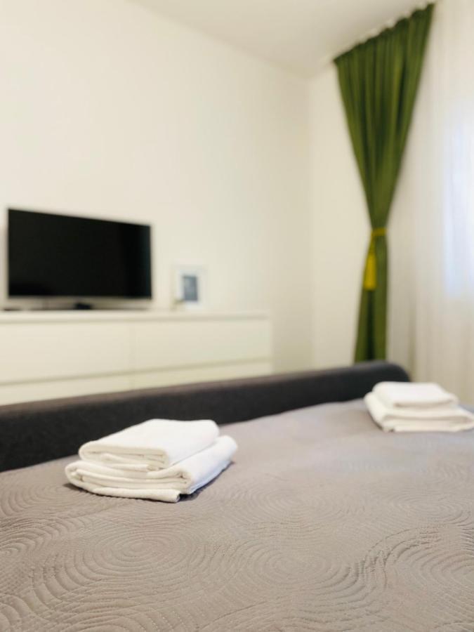Av Apartment Turda Bagian luar foto